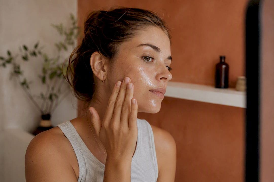 3 Step Winter Skincare Routine: Apply Humectants to Damp Skin